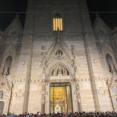 Vista Cattedrale Villa Наполи Екстериор снимка